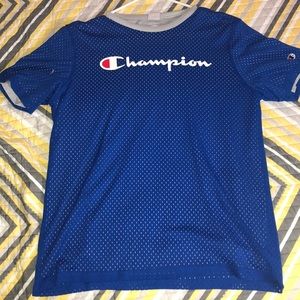 Champion shirt (L)